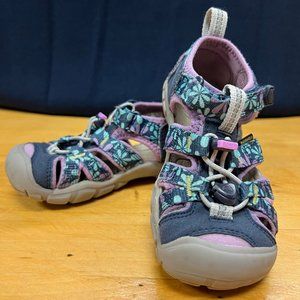 Keen Seacamp II CNX Girls Sandals - Purple Flowers Size 10